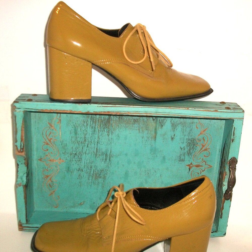Intentionally Blank L.A. Mustard-Patent Square Toe Lace Up Block Heel Pumps FAB!